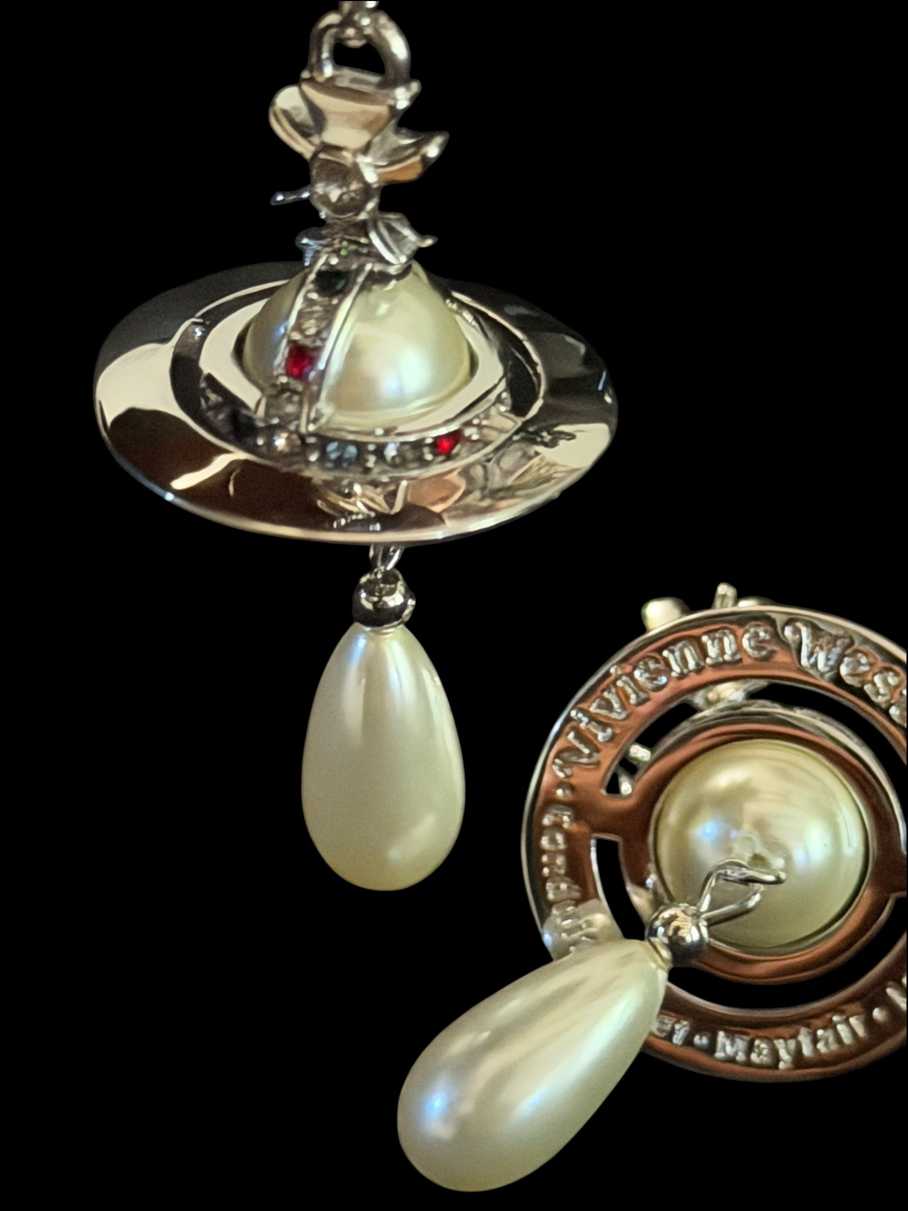 Vivienne Westwood Pearl Orb Drop Earrings Silver Crystal Luxury 3