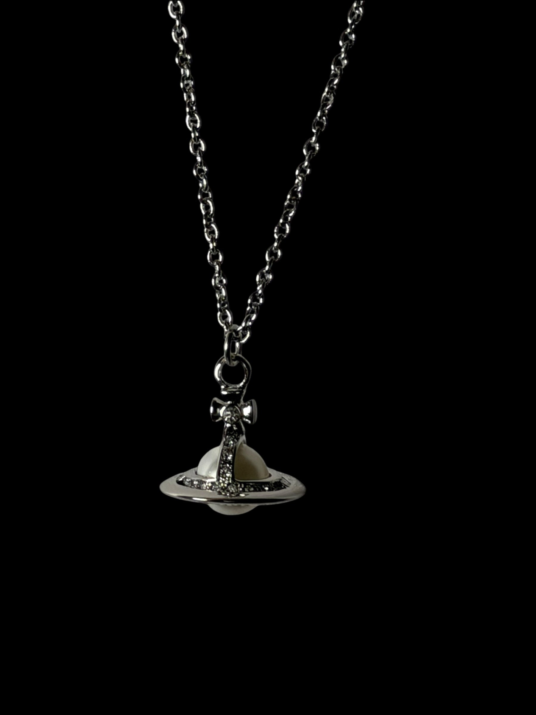 Vivienne Westwood Silver Orb Pearl Necklace Crystal Pendant Y2K