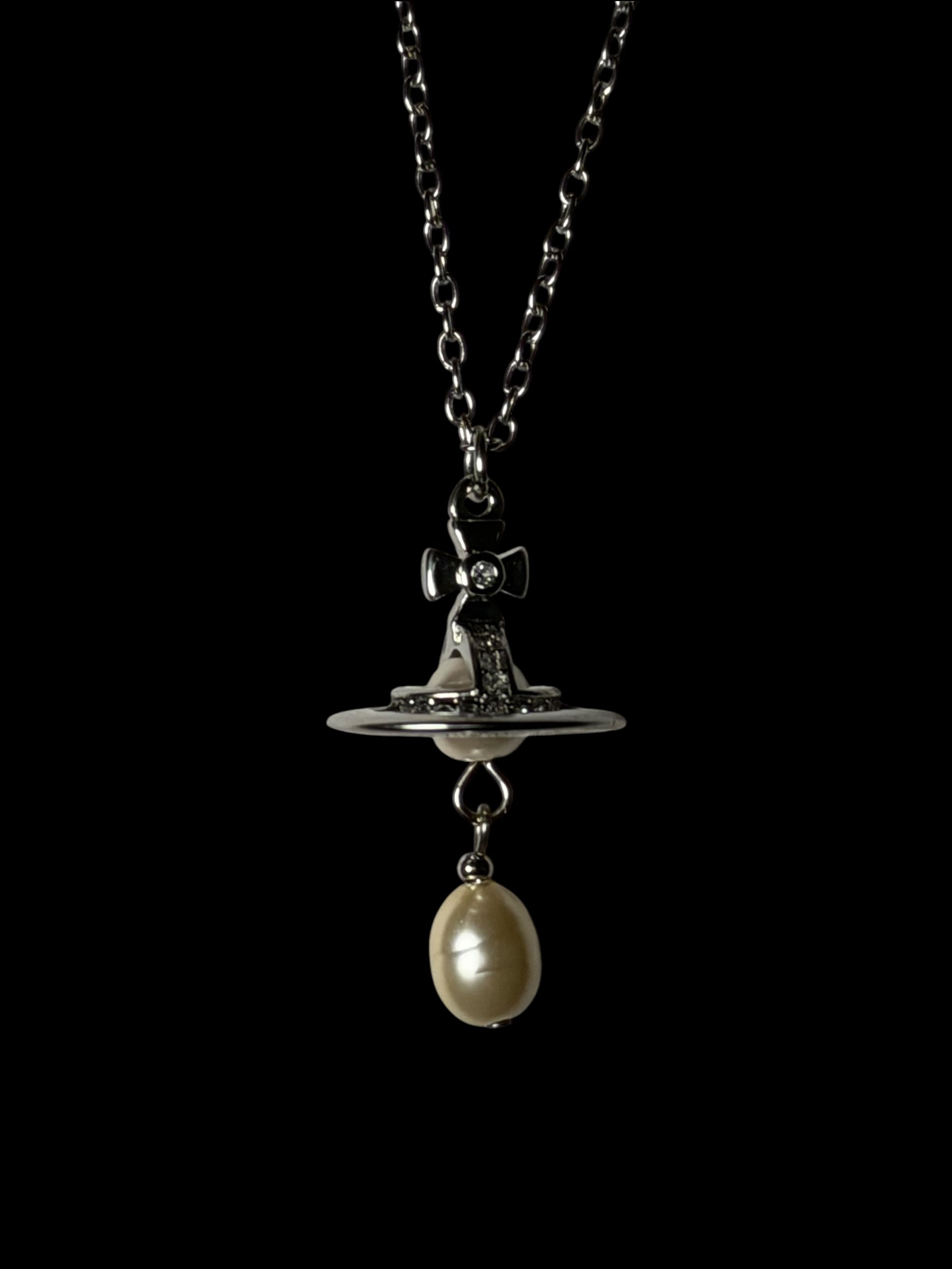 Vivienne Westwood Pearl Orb Necklace Silver Crystal Pendant Y2 3