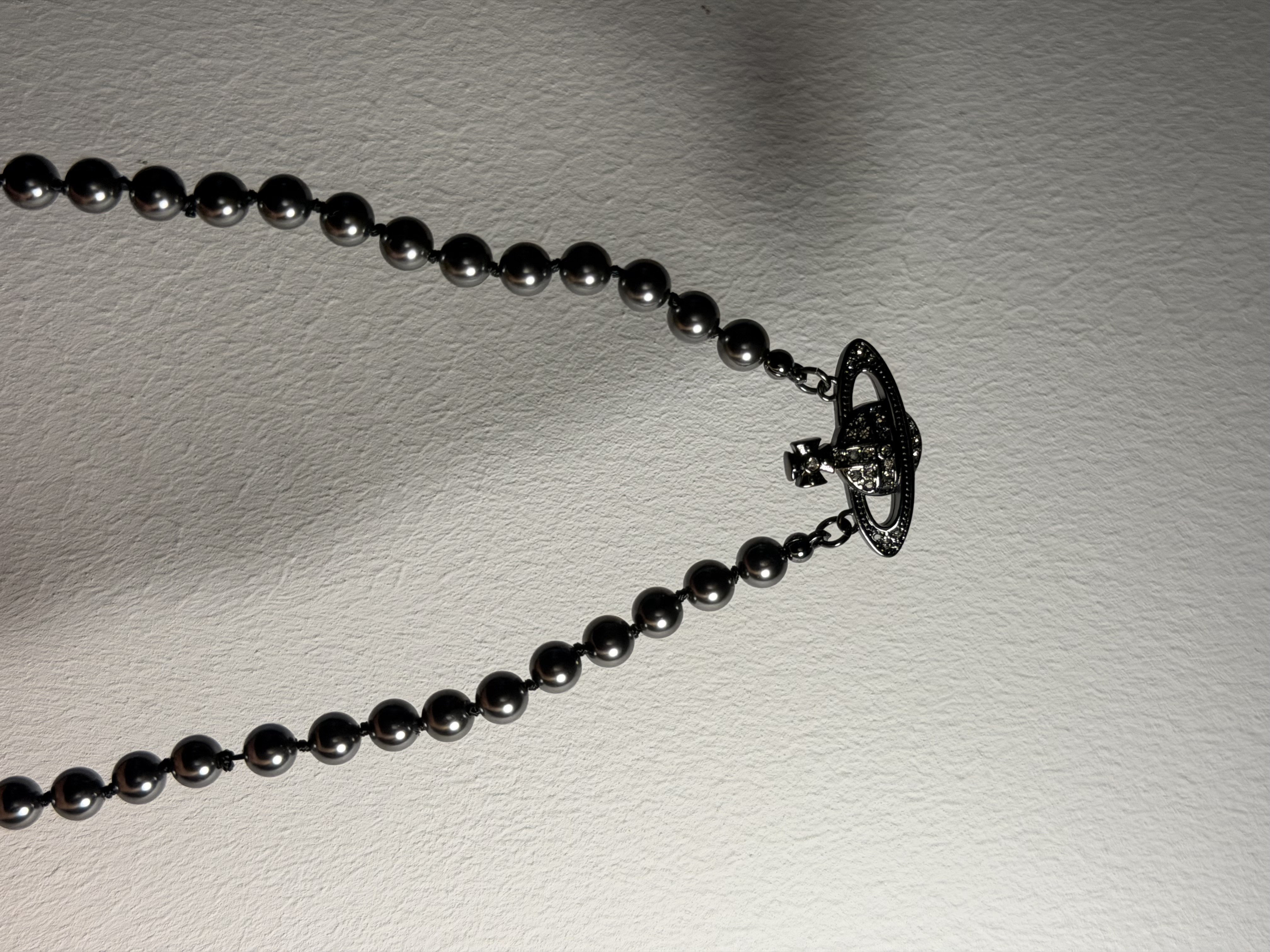 Vivienne Westwood Black Pearl Orb Necklace Gunmetal Crystal Y2K 2