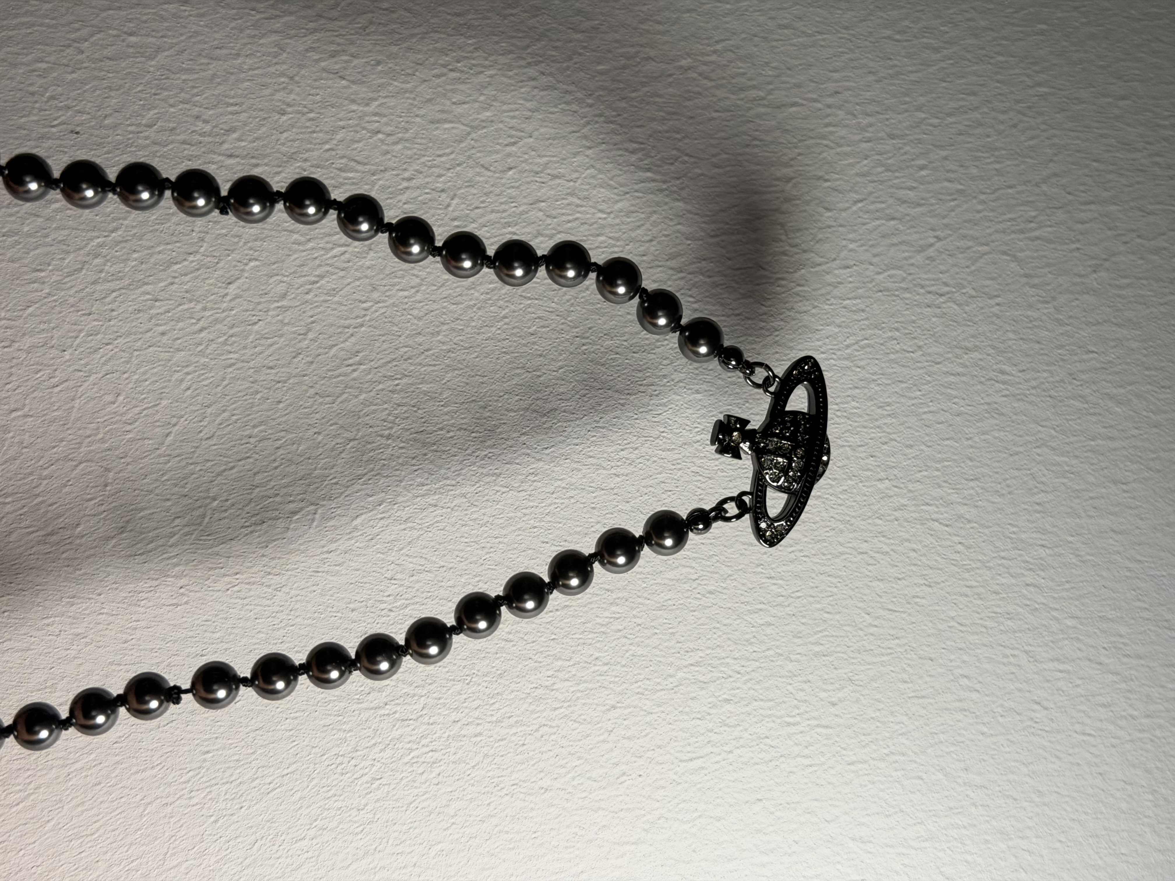 Vivienne Westwood Black Pearl Orb Necklace Gunmetal Crystal Y2K