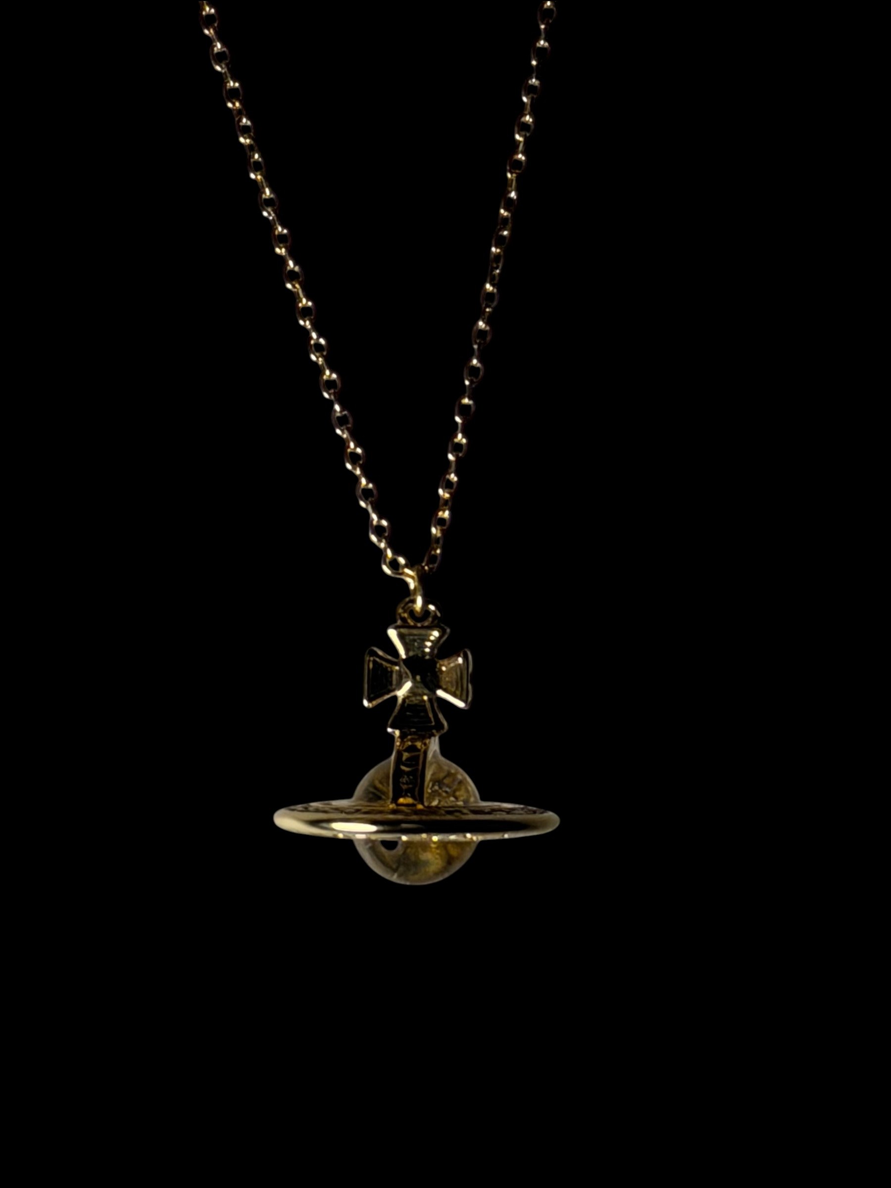 Vivienne Westwood Gold Orb Necklace White Pearl Crystal Pendant Y2K 3