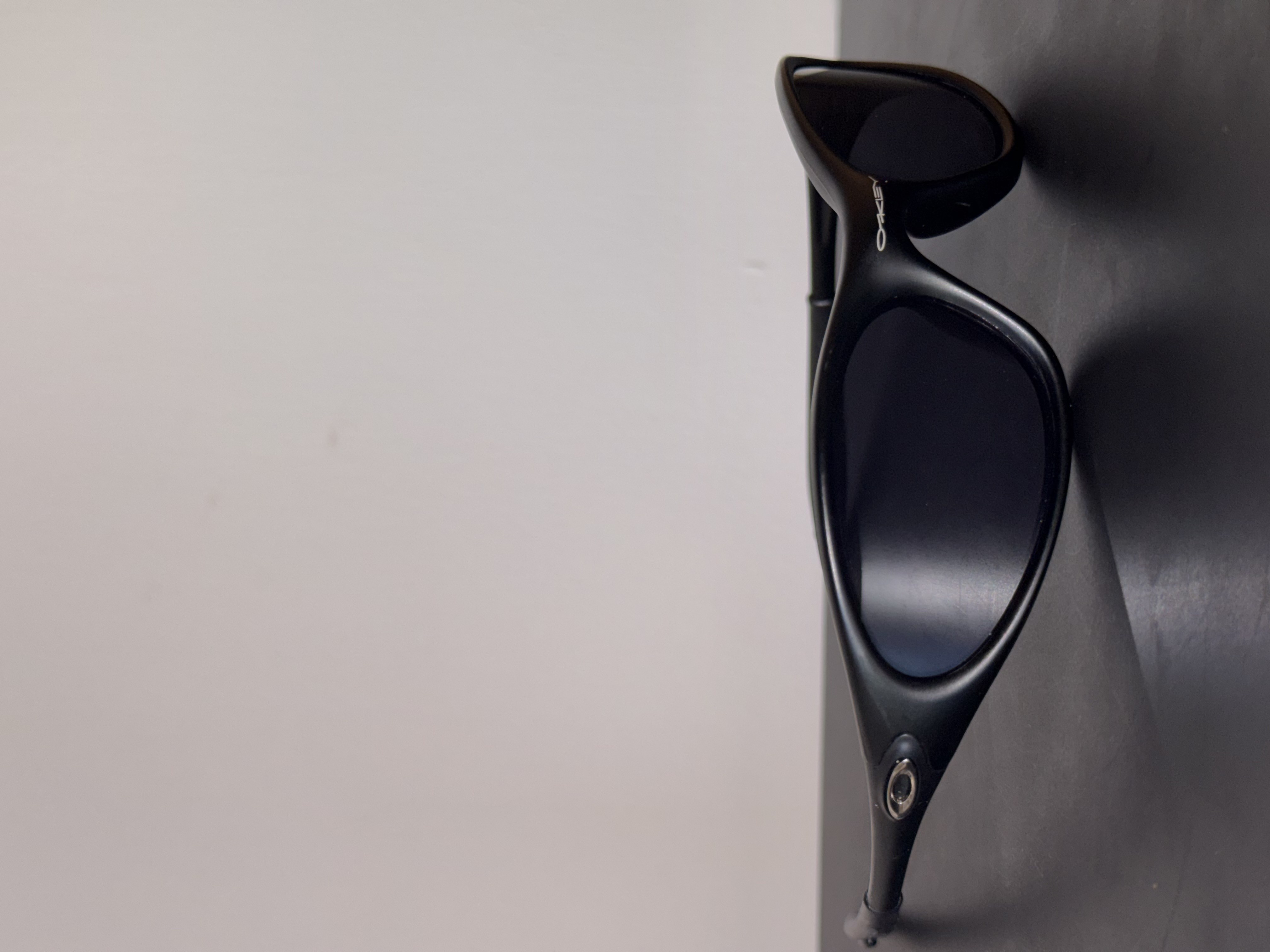 Oakley Minute Black Y2K Sunglasses Vintage 2