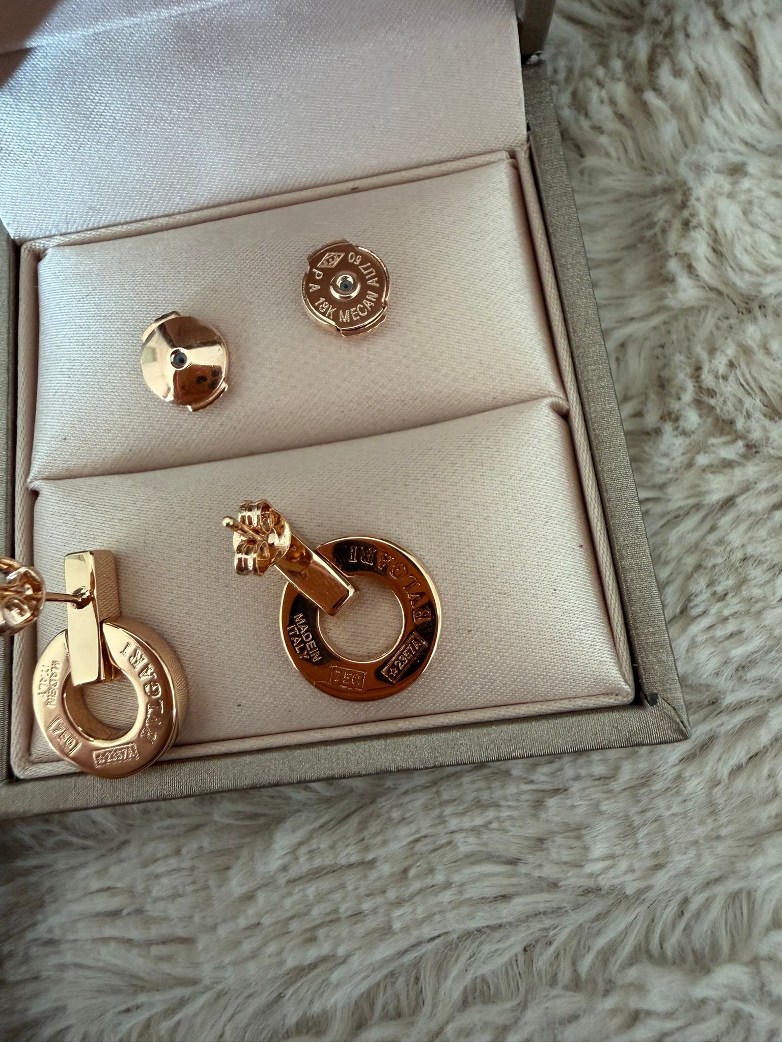 Boucle d’oreille bvlgari 9