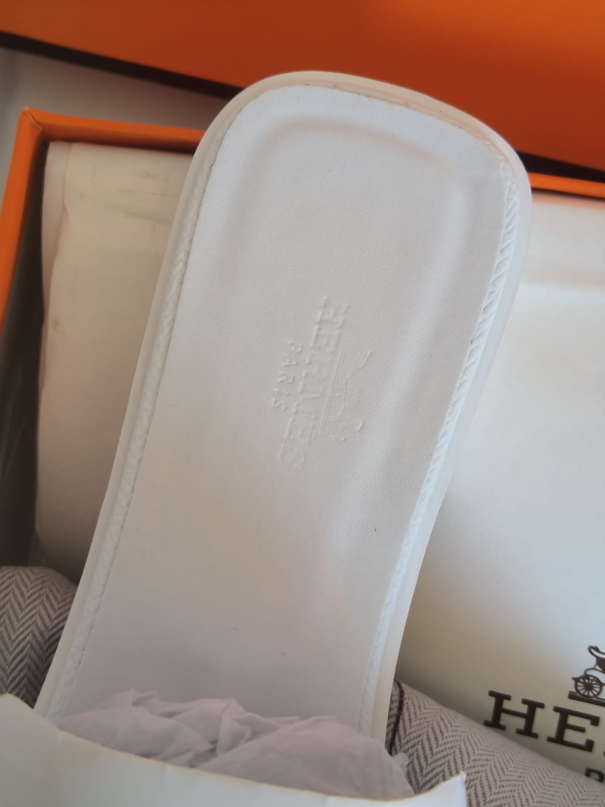 Claquette hermes 5
