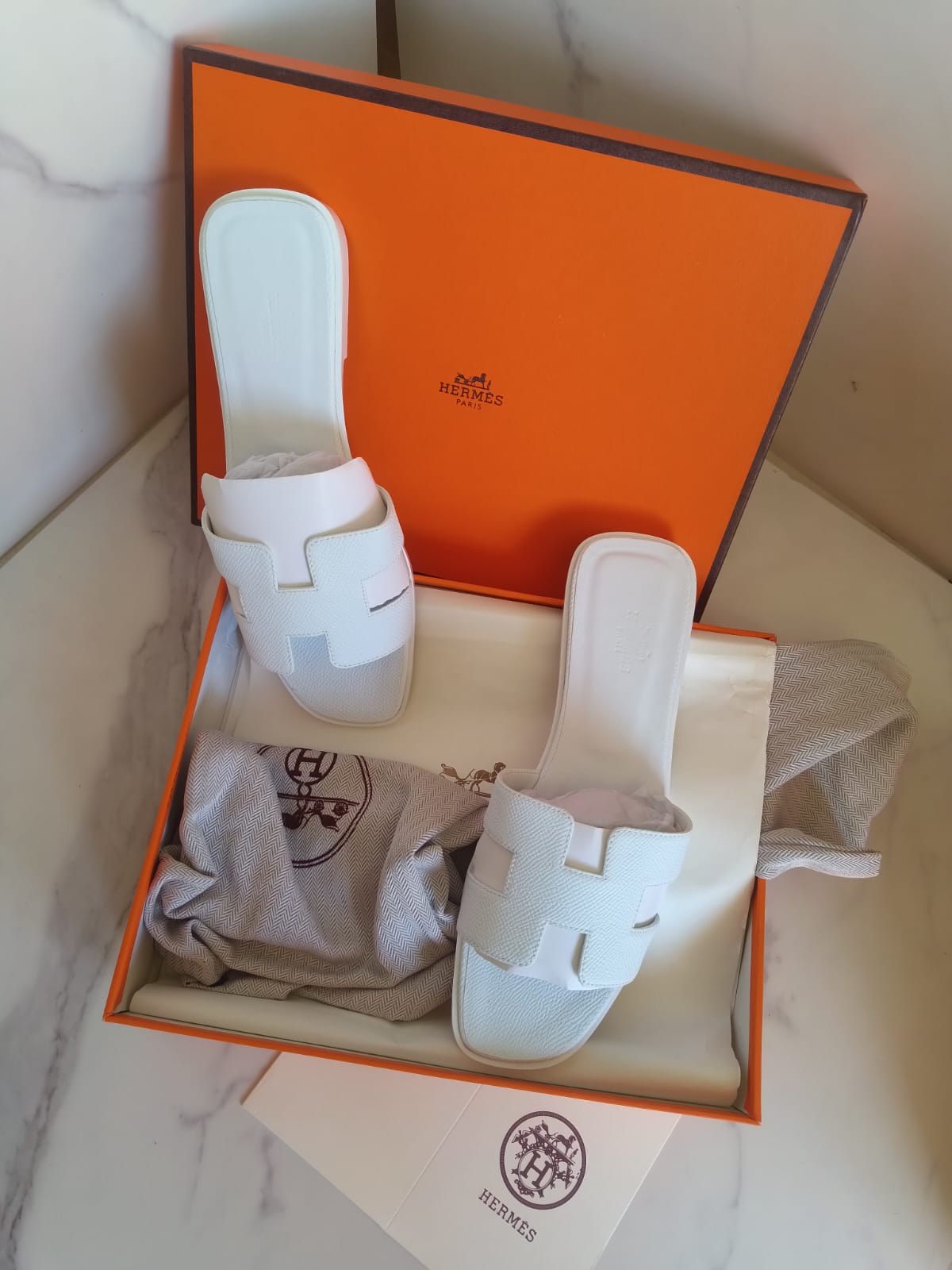 Claquette hermes 8