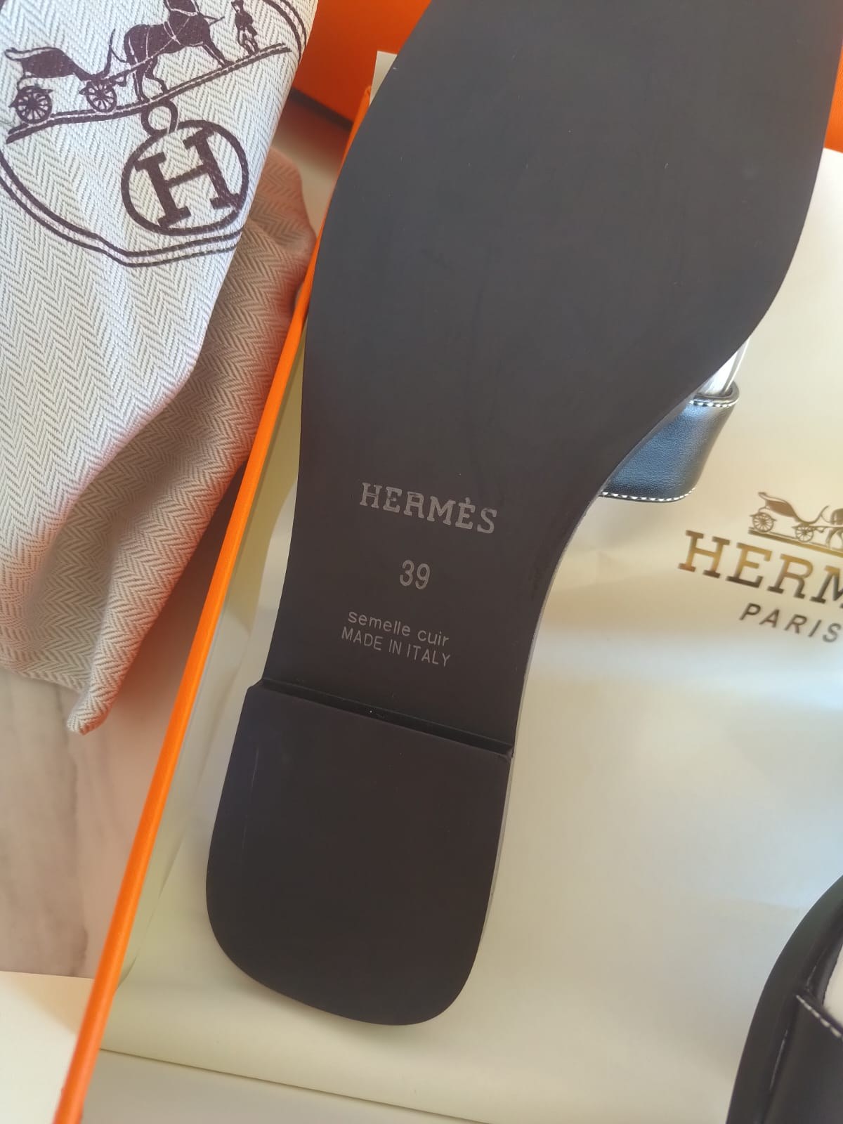 Claquette hermes 7