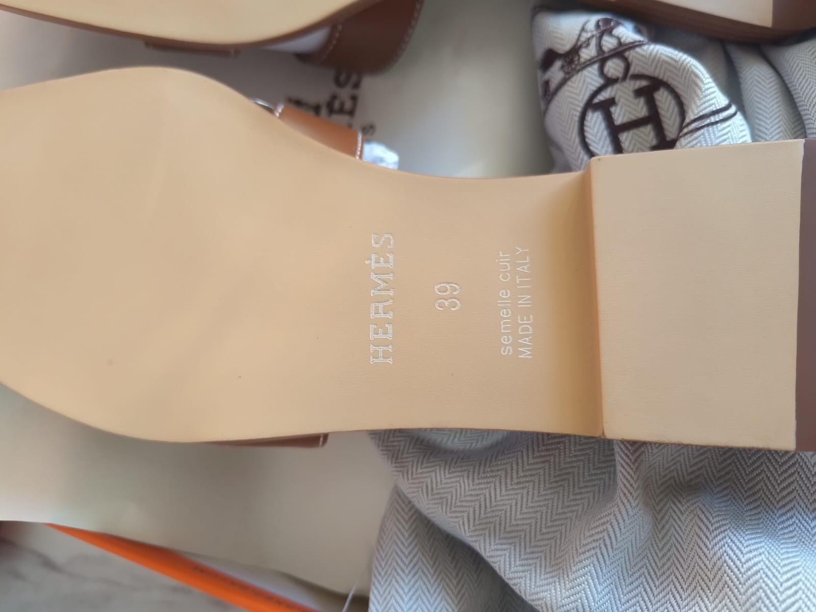 Claquette hermes 6