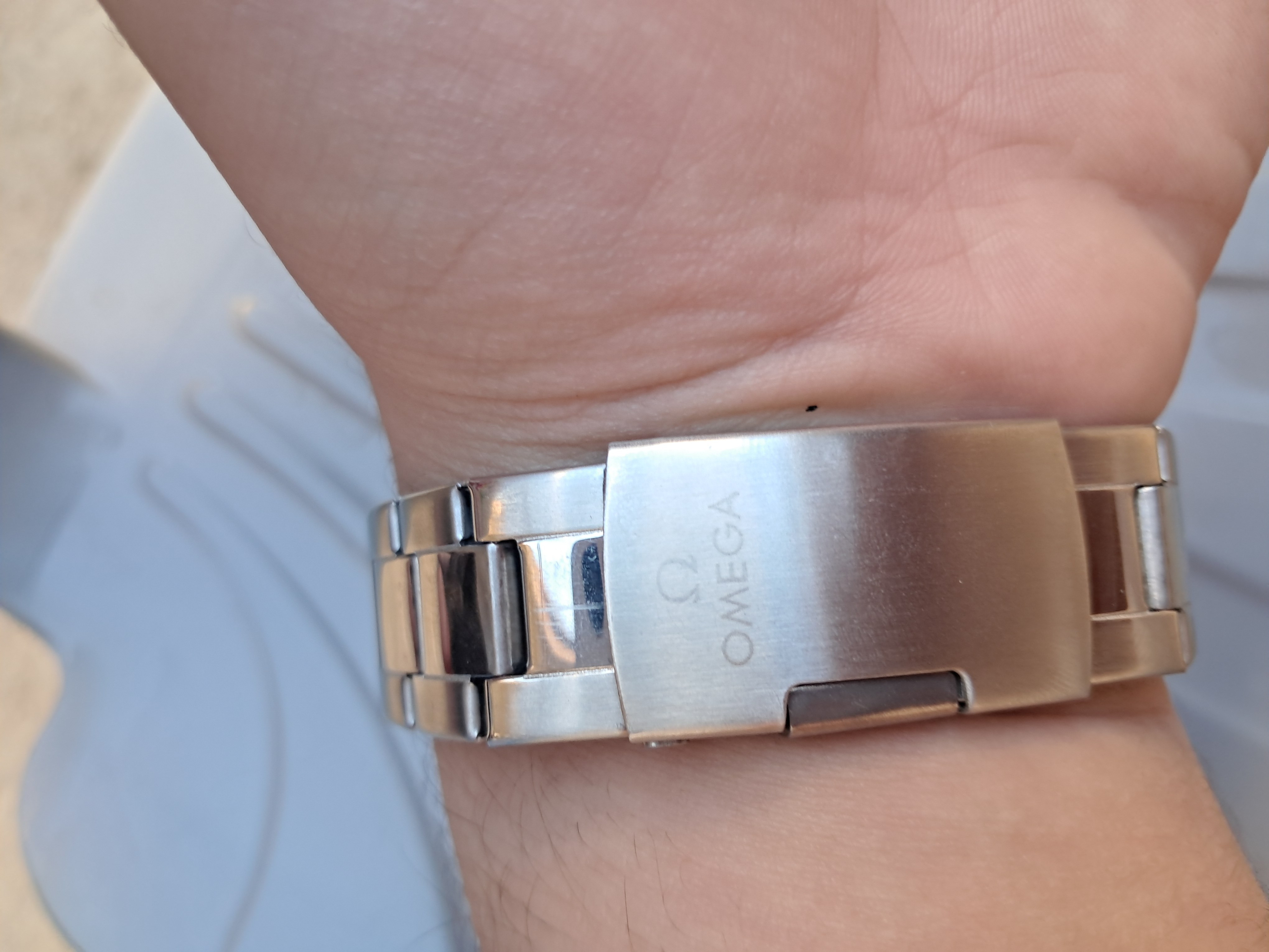Montre omega 6