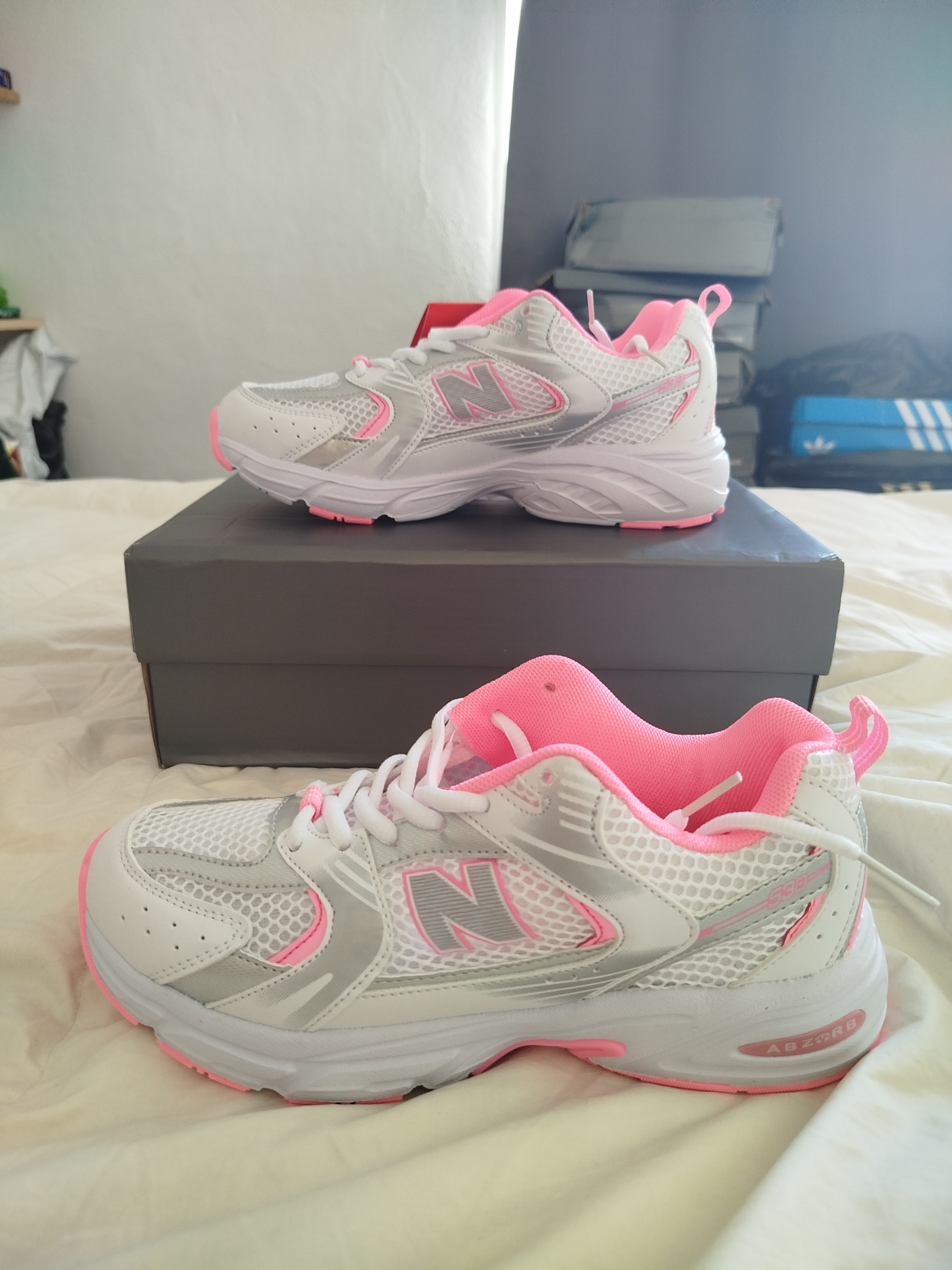New Balance 530 Pink Size 38