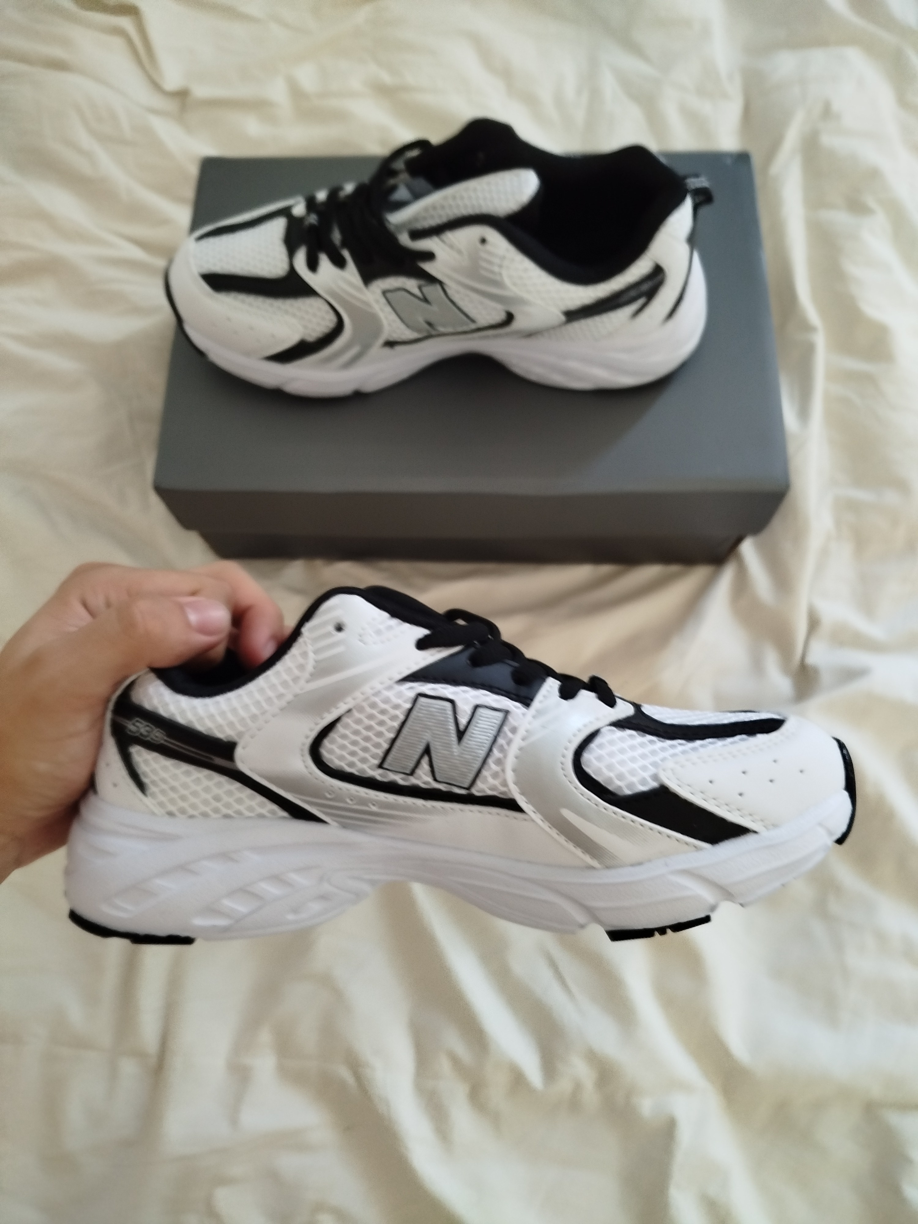 New Balance 530 White Black Size 38 4