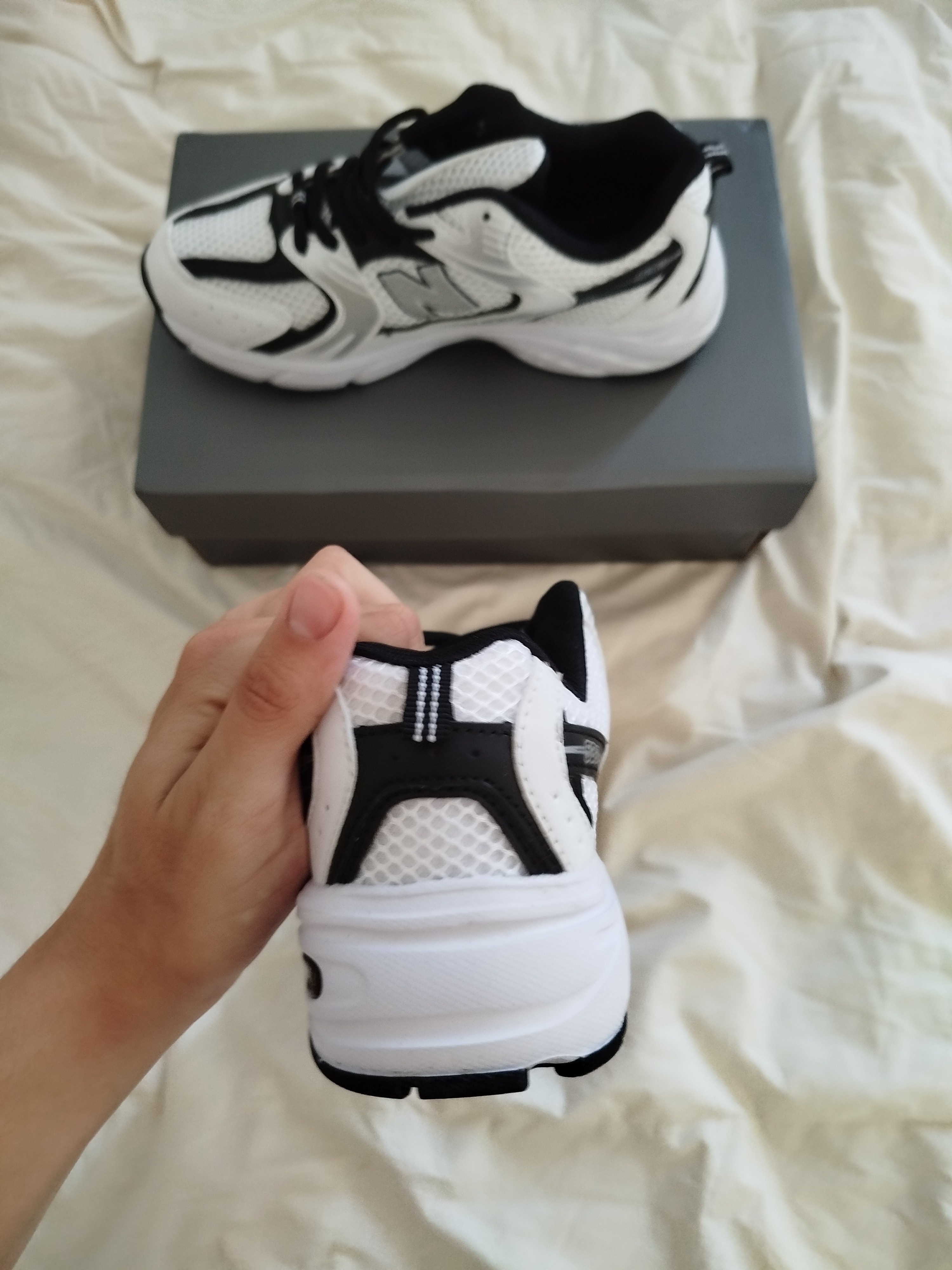 New Balance 530 White Black Size 38 3