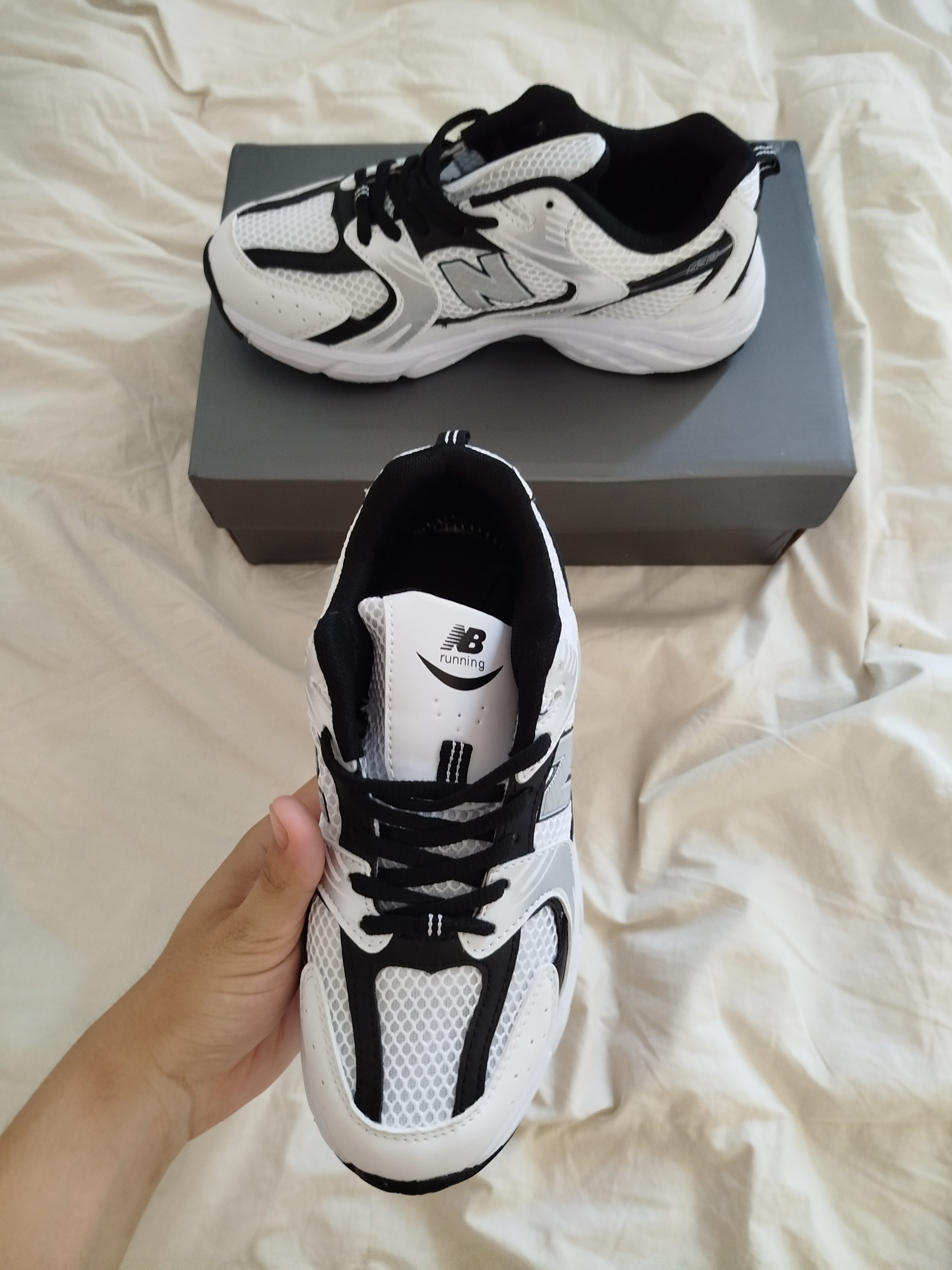 New Balance 530 White Black Size 38 2