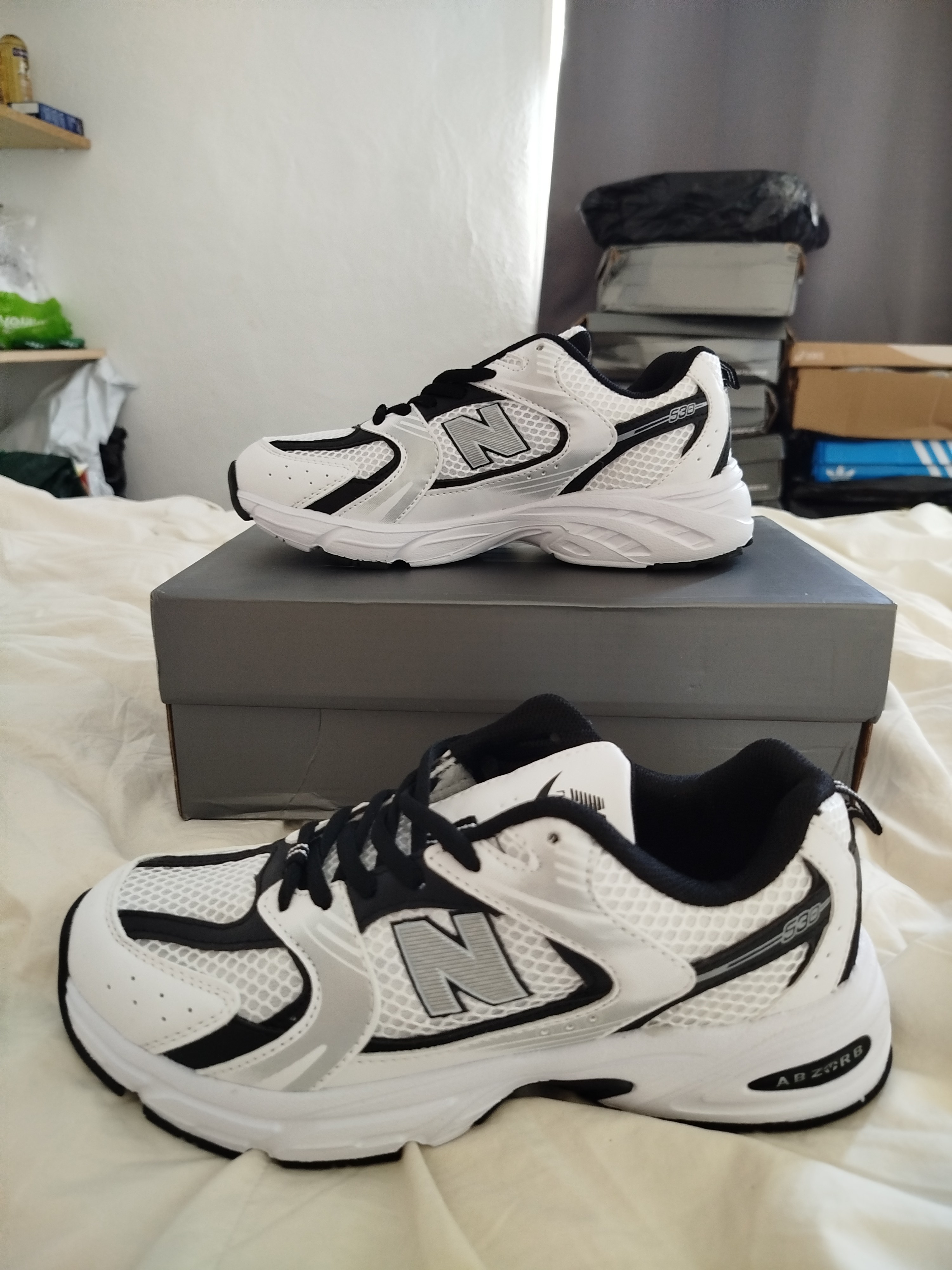 New Balance 530 White Black Size 38
