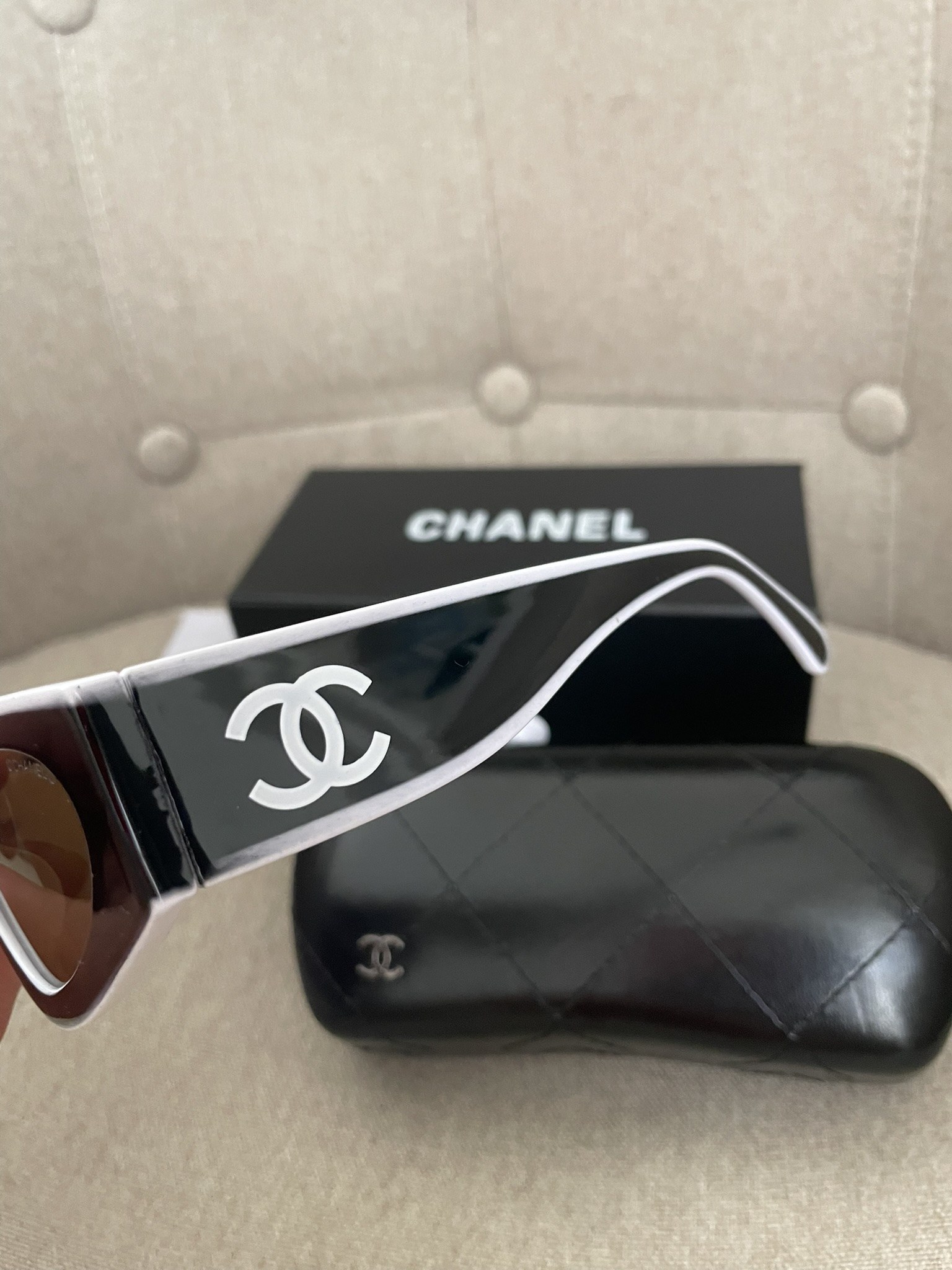 Lunette de Soleil Chanel 4